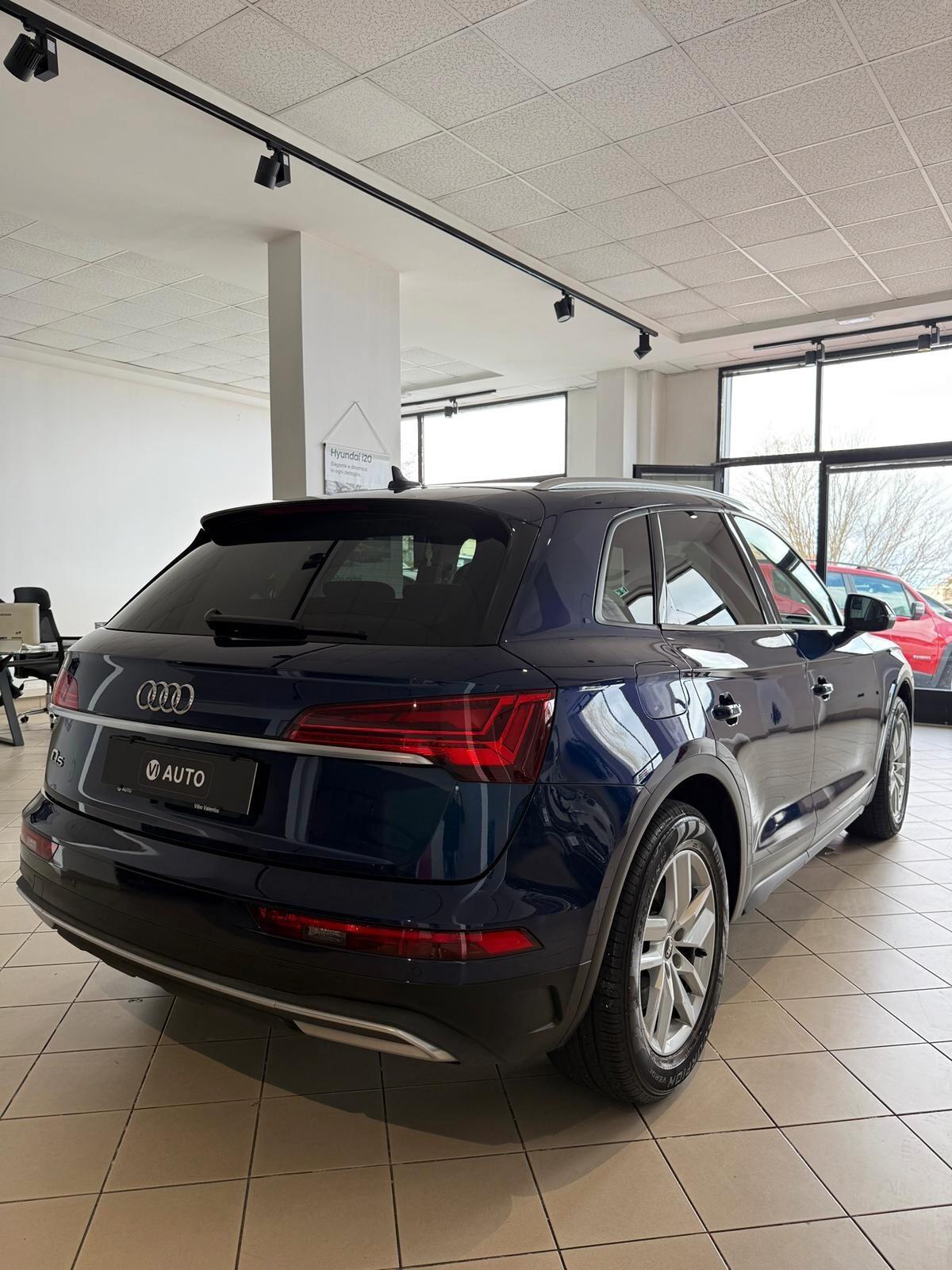 Audi Q5 35 TDI S tronic Business