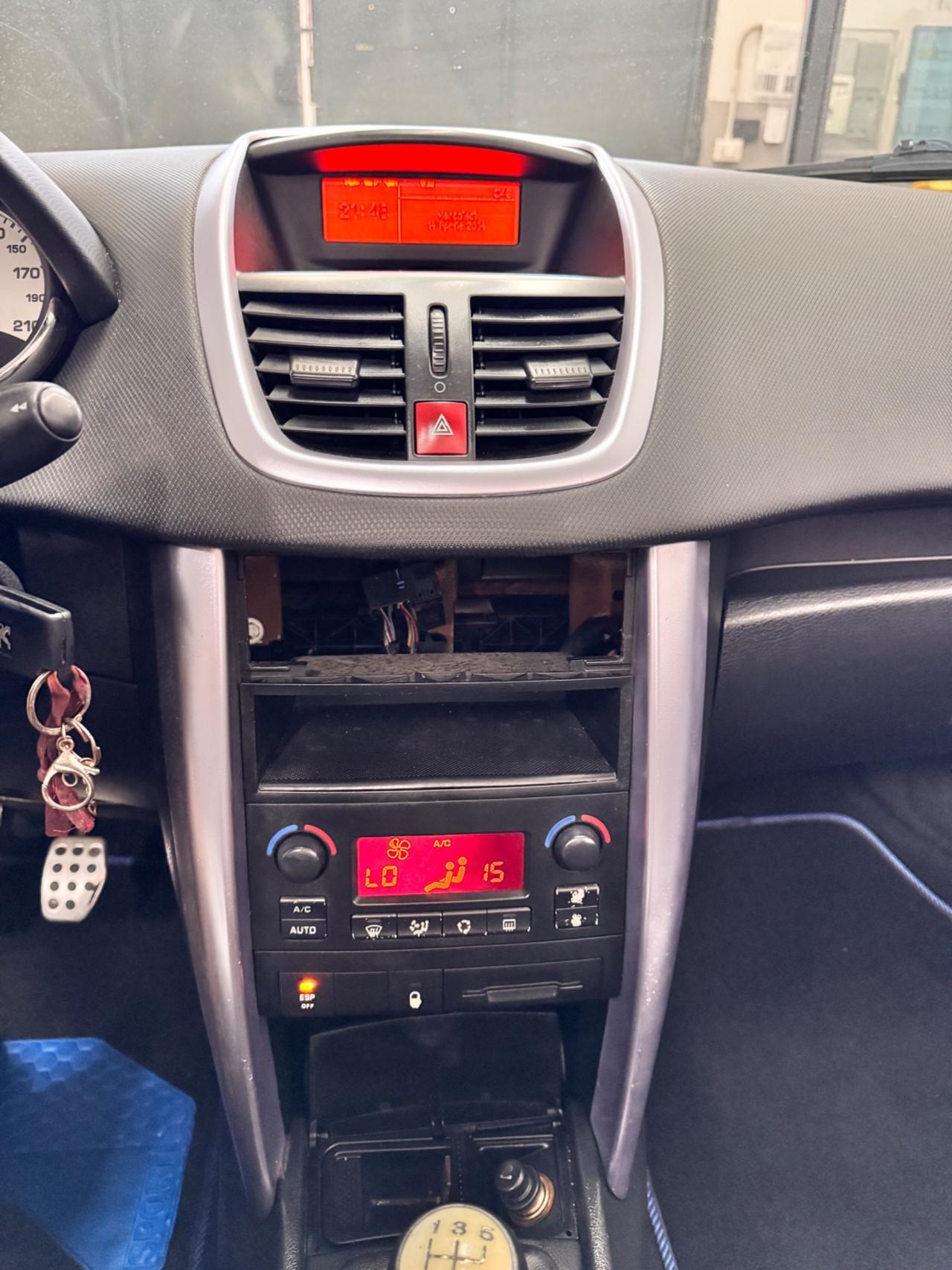 Peugeot 207 1.6 HDi 110 Cv Cabrio Féline - 2007