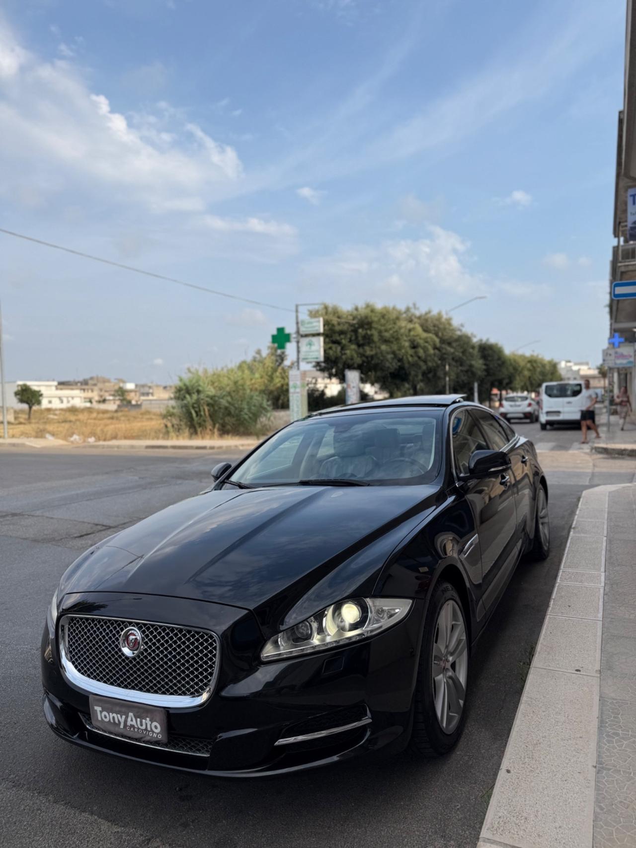 Jaguar XJ 300 C.V DIESEL, CAMBIO AUTOMATICO CON TETTO APRIBILE,TELECAMERA,KM TUTTI CERTIFICATI JAGUAR