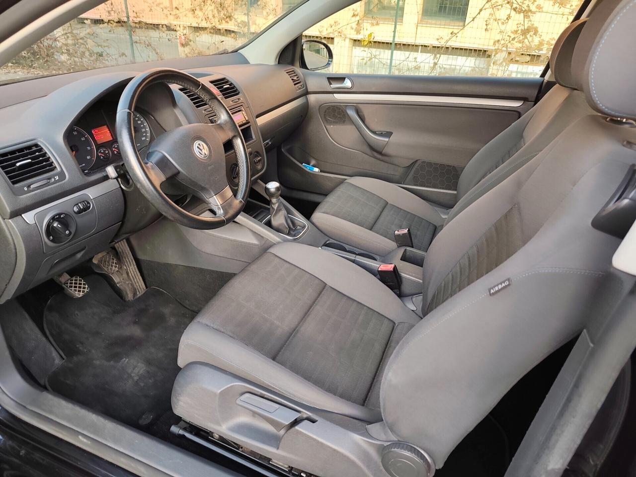 Volkswagen Golf 5 1.6 Benz 1 proprietario