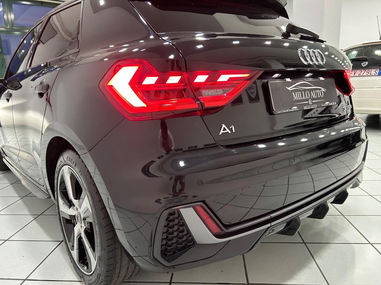 Audi A1 SPB 30 TFSI S line edition