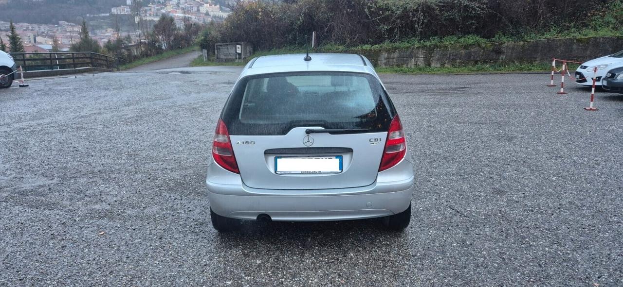 Mercedes-benz A 180 160 CDI Elegance - € 2.499