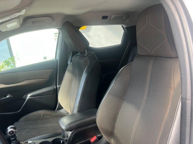 DS AUTOMOBILES DS 3 Crossback BlueHDi 100 So ChicDA ?149,00