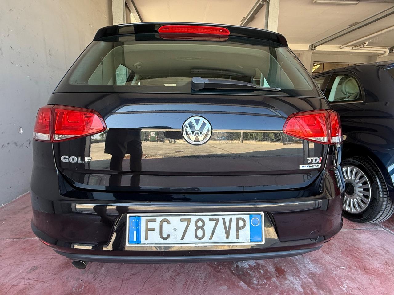 Solo da QUALITYCARS PESCARA Volkswagen Golf 1.6 TDI 110 CV 5p. Comfortline BlueMotion Tchnology mantenuta in buone condizioni, pronta all’uso! Auto da veri internditori!!!!!!