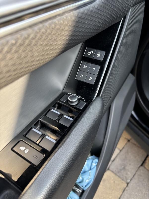 Land Rover Range Rover Velar 2.0d i4 R-Dynamic 240cv auto FULL LED-TETTO-NAVI-21"