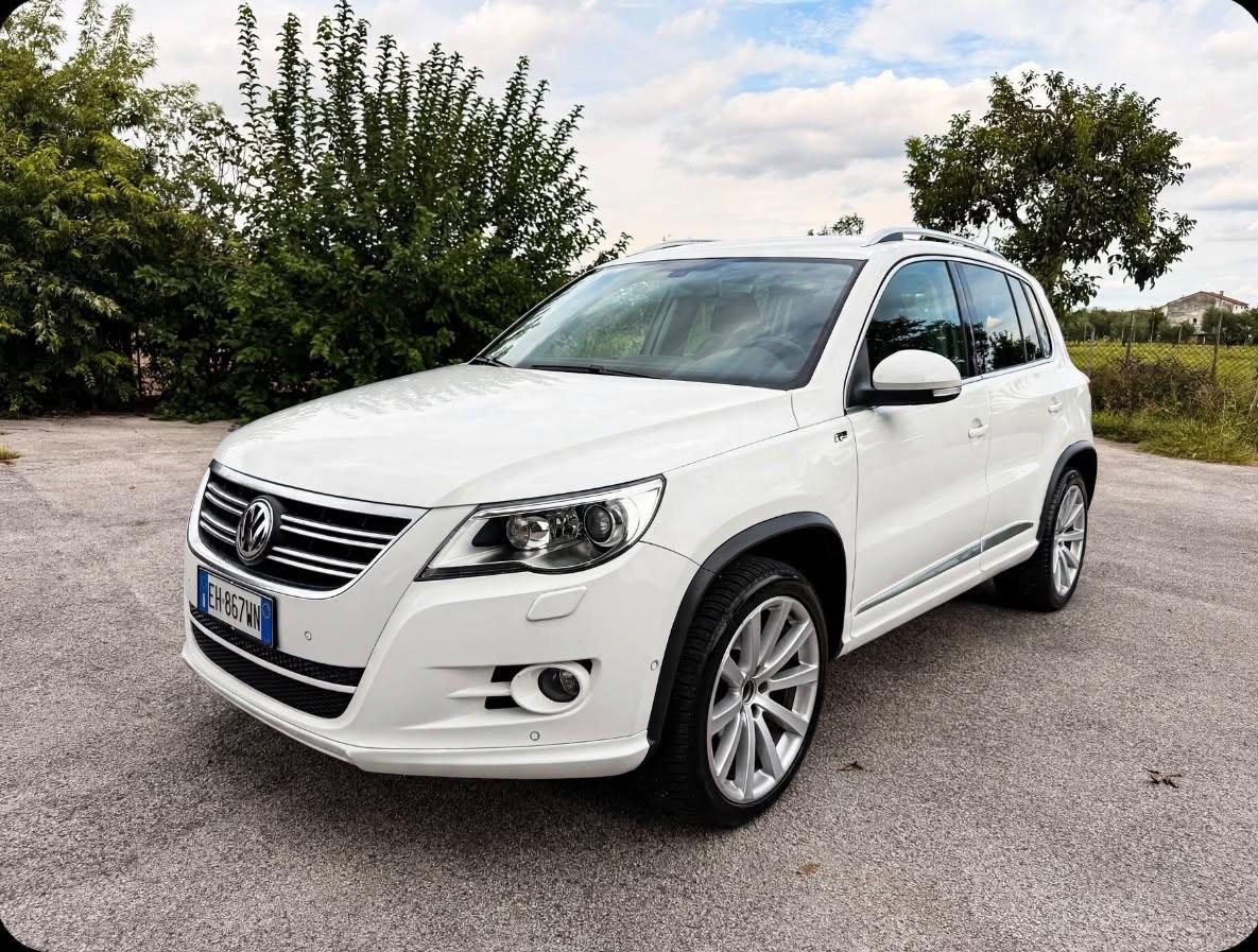 Volkswagen Tiguan 2.0 TDI DPF 4MOTION DSG R-Line