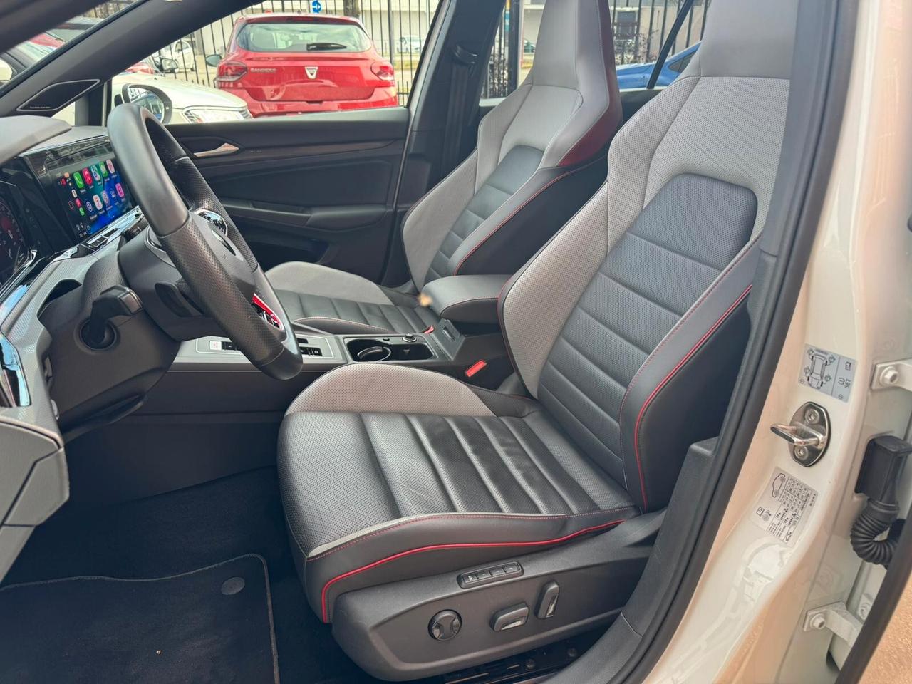 Volkswagen Golf GTI 2.0 TSI Performance 245cv dsg