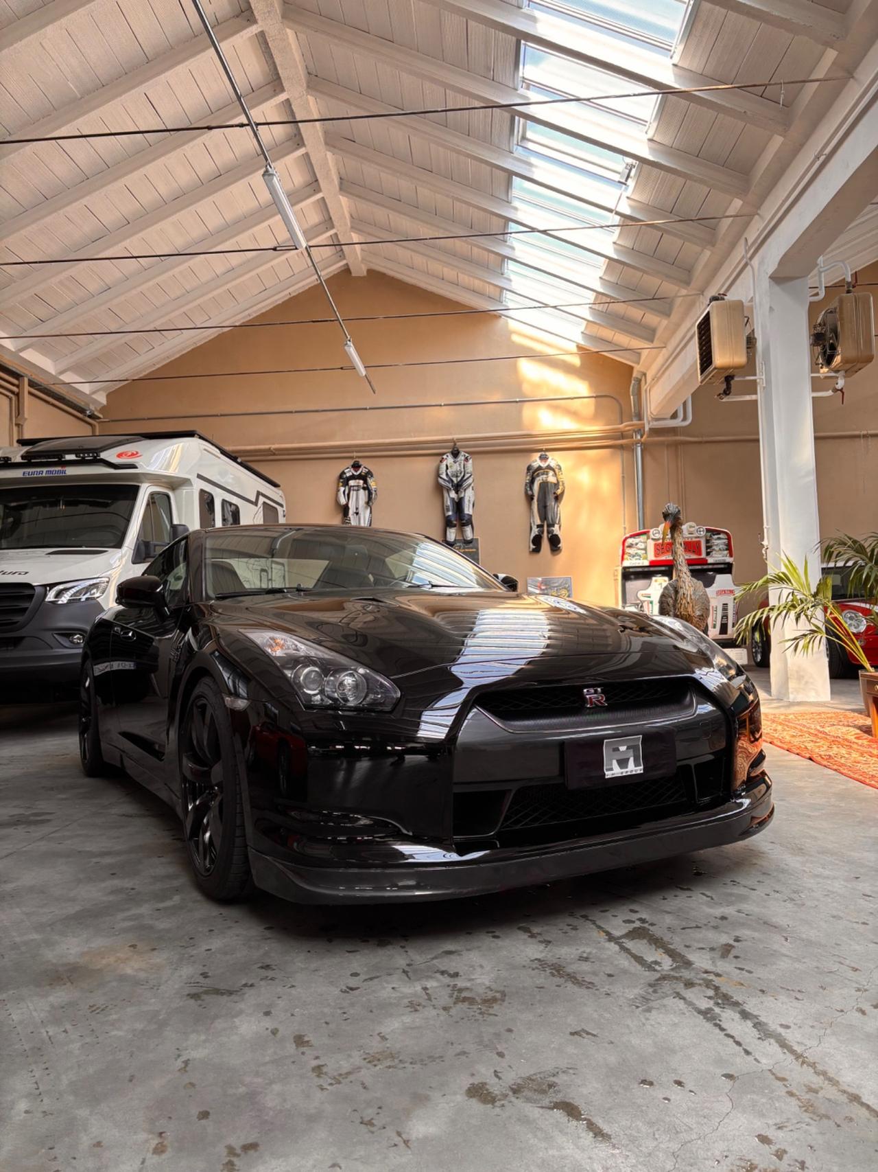 Nissan GTR 3.8 V6 Black Edition