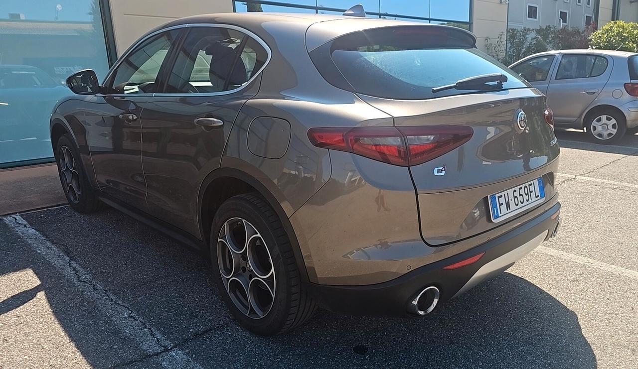 Alfa Romeo Stelvio 2.2 Turbodiesel 210 CV AT8 Q4 Executive