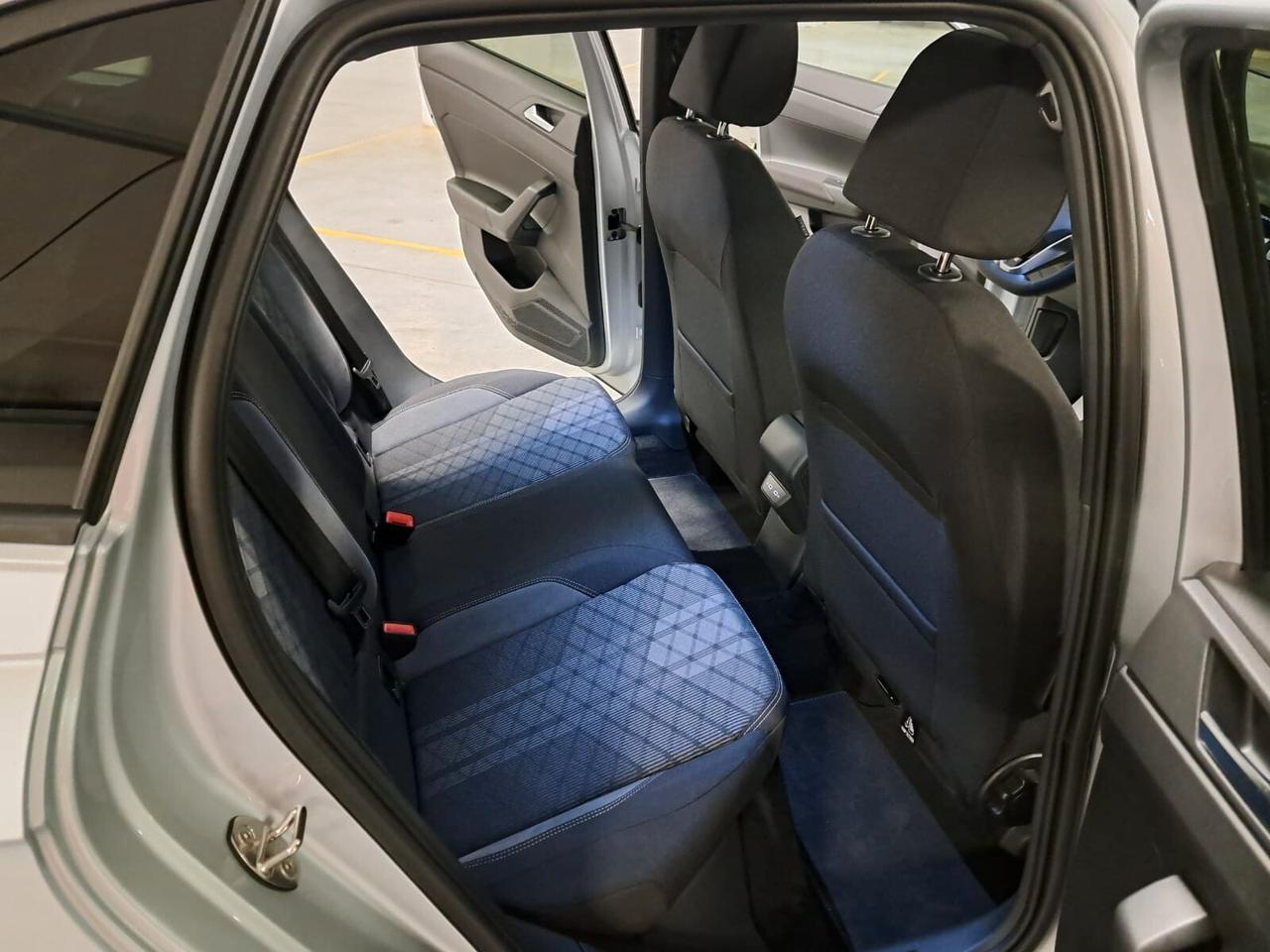 Volkswagen Taigo 1000 TSI 116CV R-Line Km.0