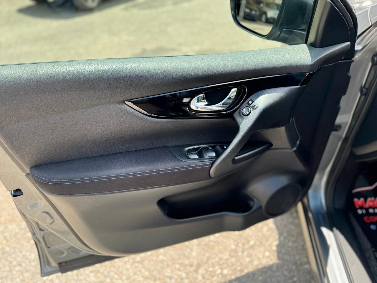 Nissan Qashqai 1.5 dCi N-Connecta