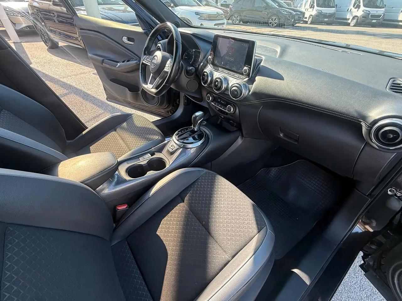 Nissan Juke 1.0 DIG-T 114 CV N-Connecta