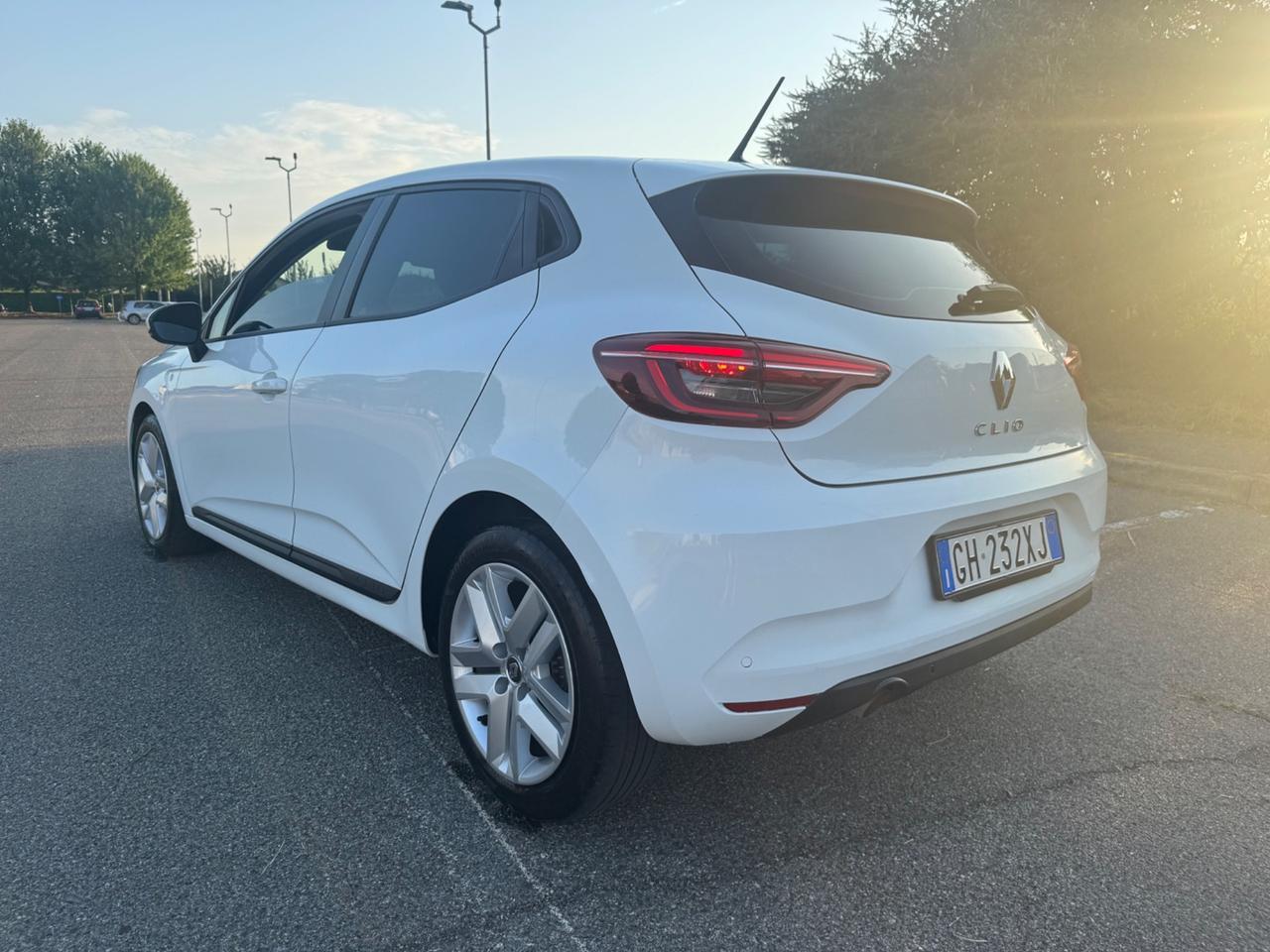 Renault Clio TCe 90 CV idonea ai neopatentati