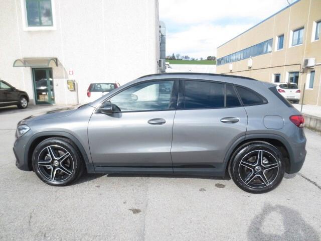 Mercedes-benz GLA 200 d Automatic Premium + TETTO