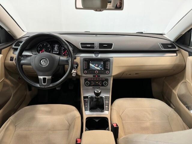 Volkswagen Passat 2.0 TDI Highline BlueM. Tech.
