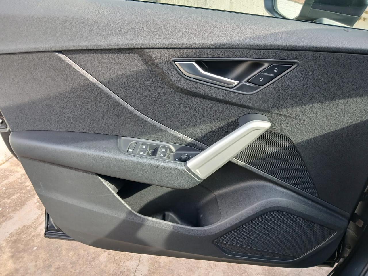 Audi Q2 30 TDI S tronic Business
