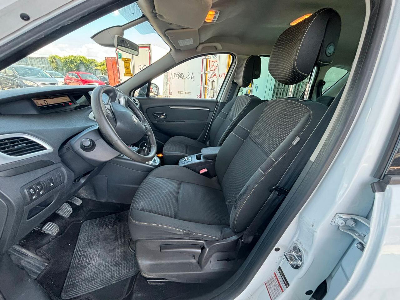Renault Scenic Scénic X-Mod 1.9 dCi 130CV Dynamique