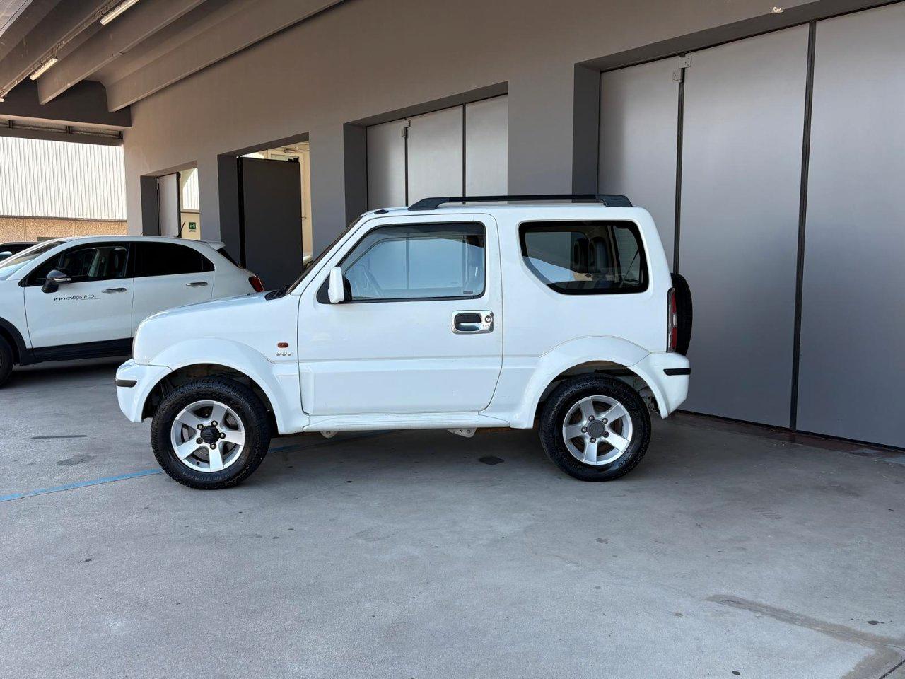 Suzuki Jimny 1.3 VVT GPL ( ASI )