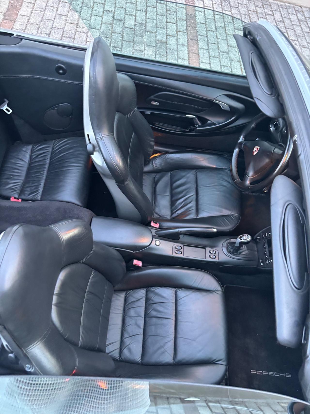 Porsche 911 Carrera 4 cat Cabriolet