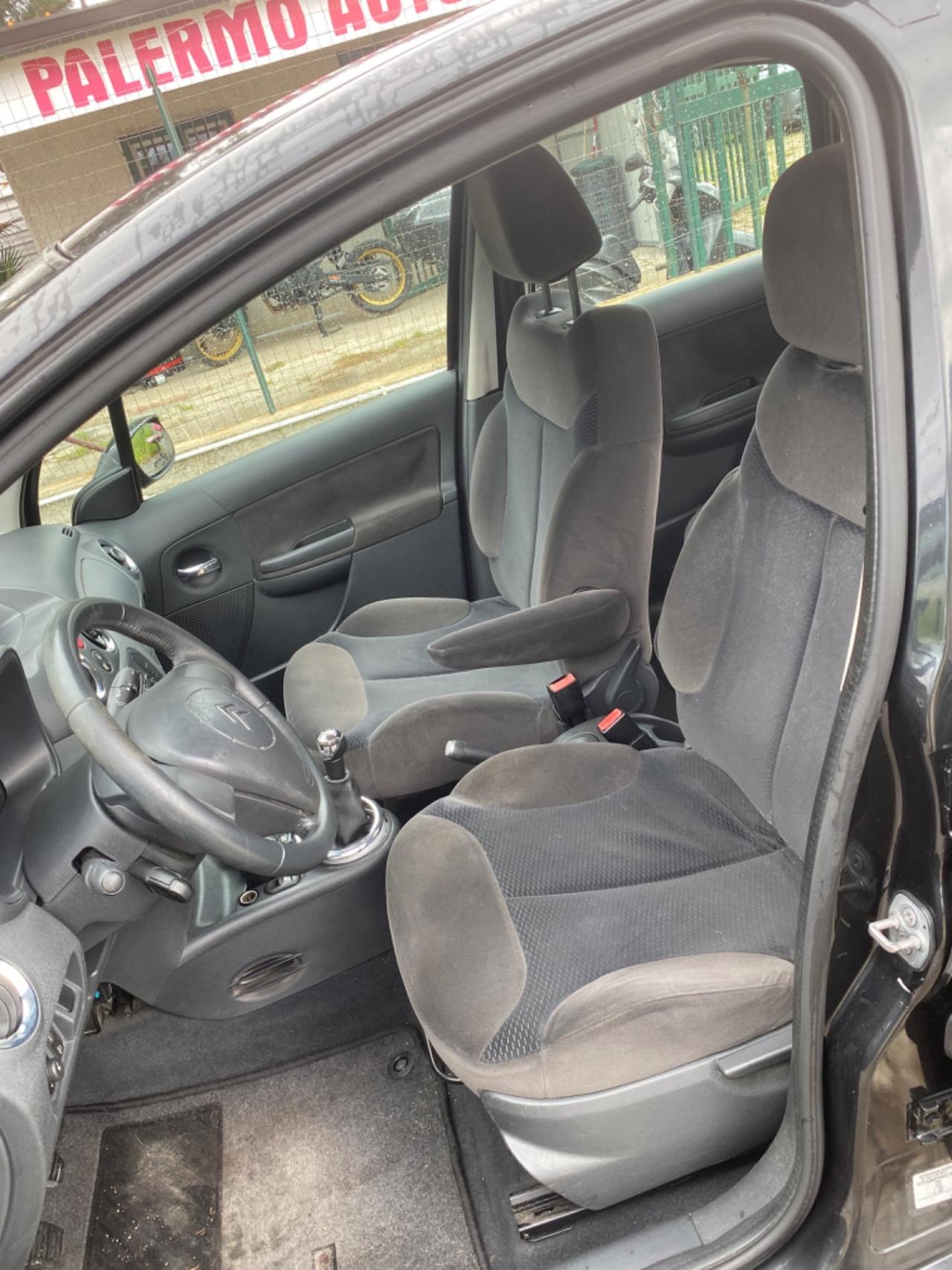 Citroen C3 1.4 HDi 70CV airdream Exclusive Style