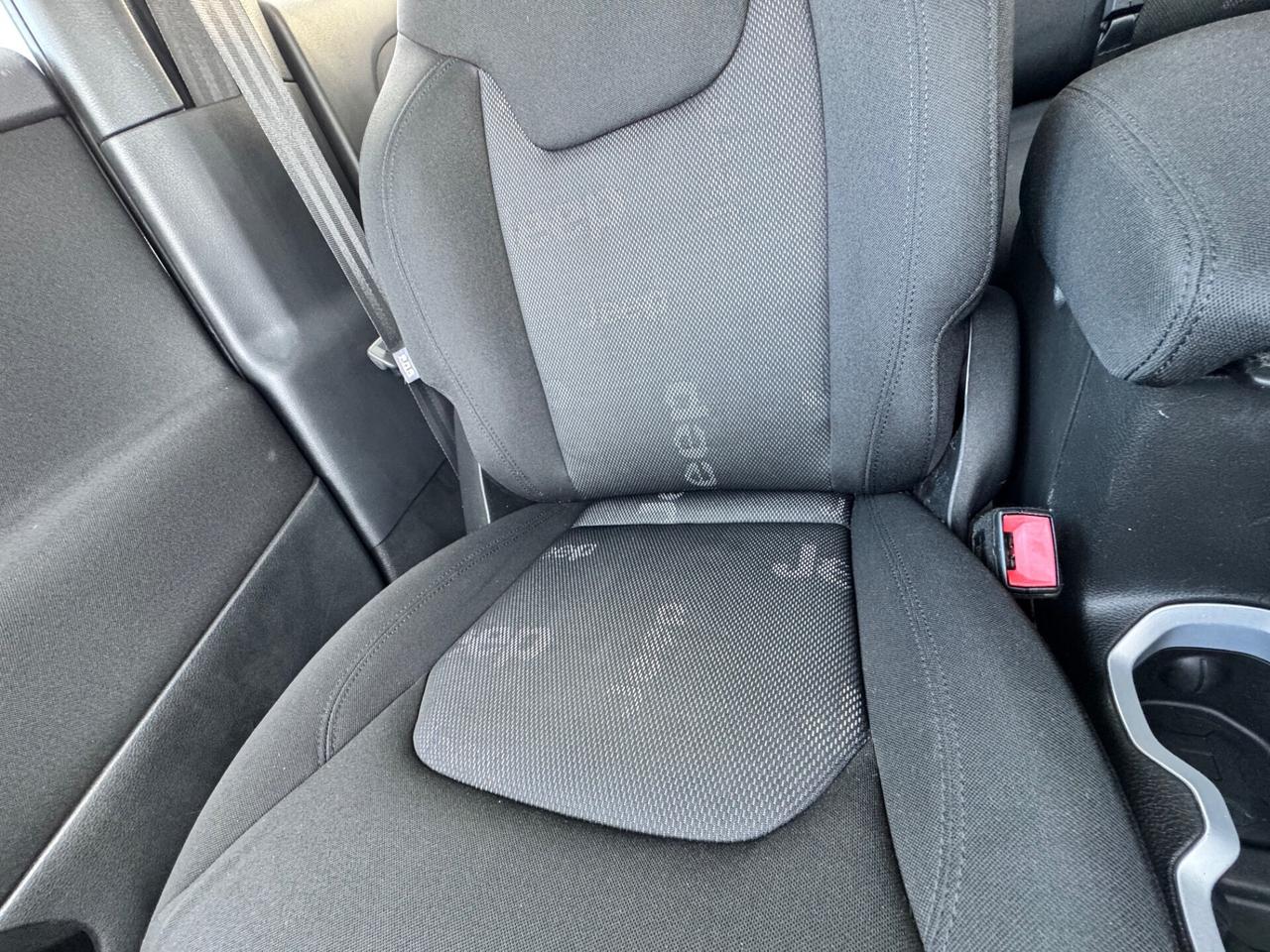 Jeep Renegade 1.6 E-TorQ EVO Sport