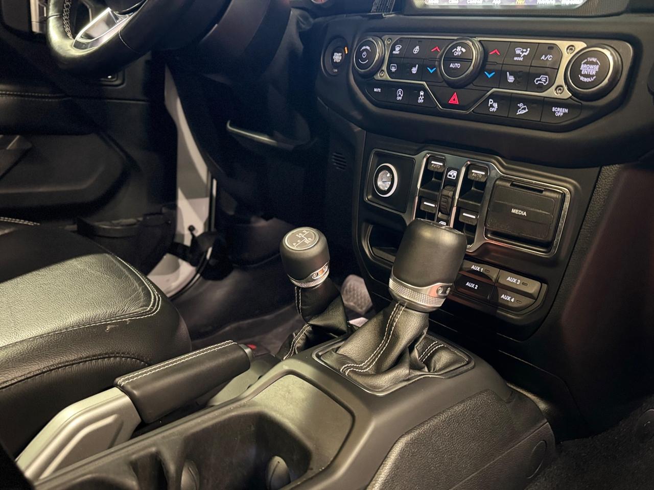 Jeep Wrangler Unlimited 2.2 Mjt II Sahara Hard-Top Full Full