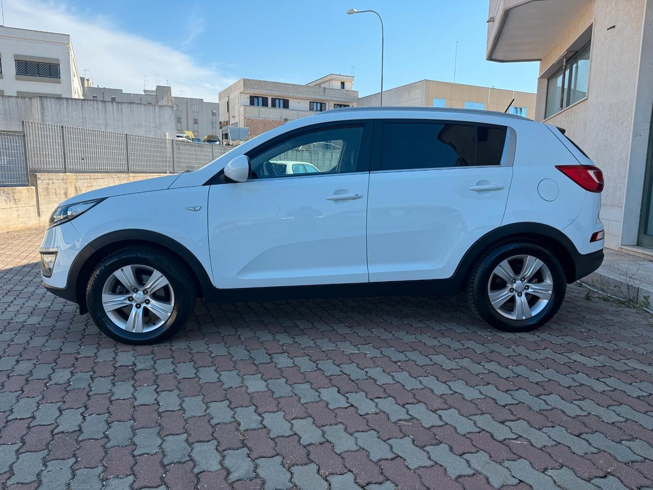Kia Sportage 2.0 CRDI VGT 2WD Active Tetto Gancio Traino RetroCam