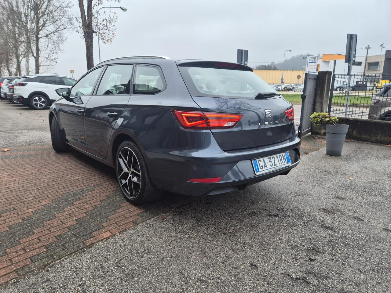 Seat Leon 1.6 TDI 115 CV Style SW E6D--Ok Neopat.!!!