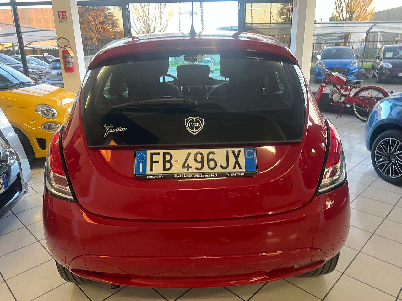 Lancia Ypsilon 1.2 69 CV 5 porte Gold