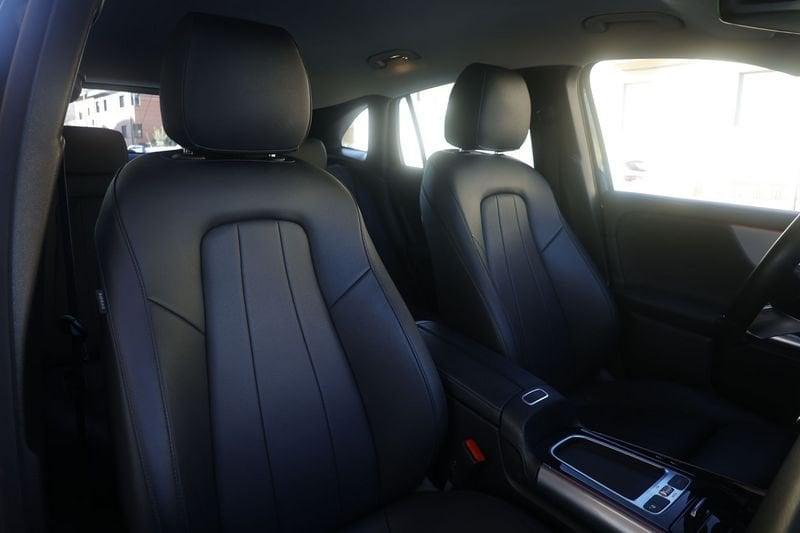 Mercedes-Benz GLA Mercedes-Benz GLA 200 d AMG Line Premium Plus auto Unicoproprietario