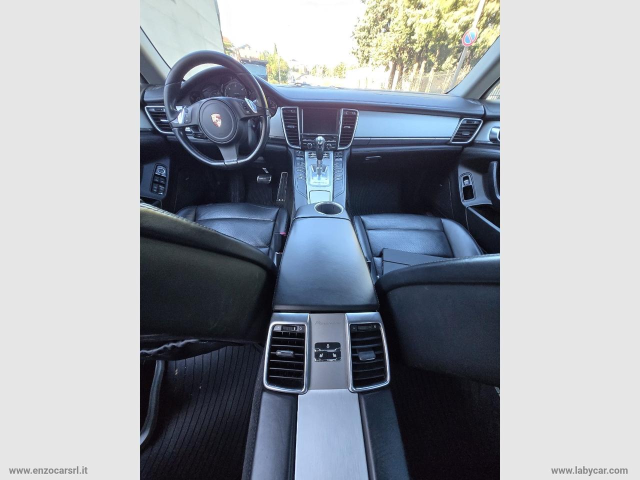 PORSCHE Panamera 3.0 Diesel Platinum Edition ALL BLACK