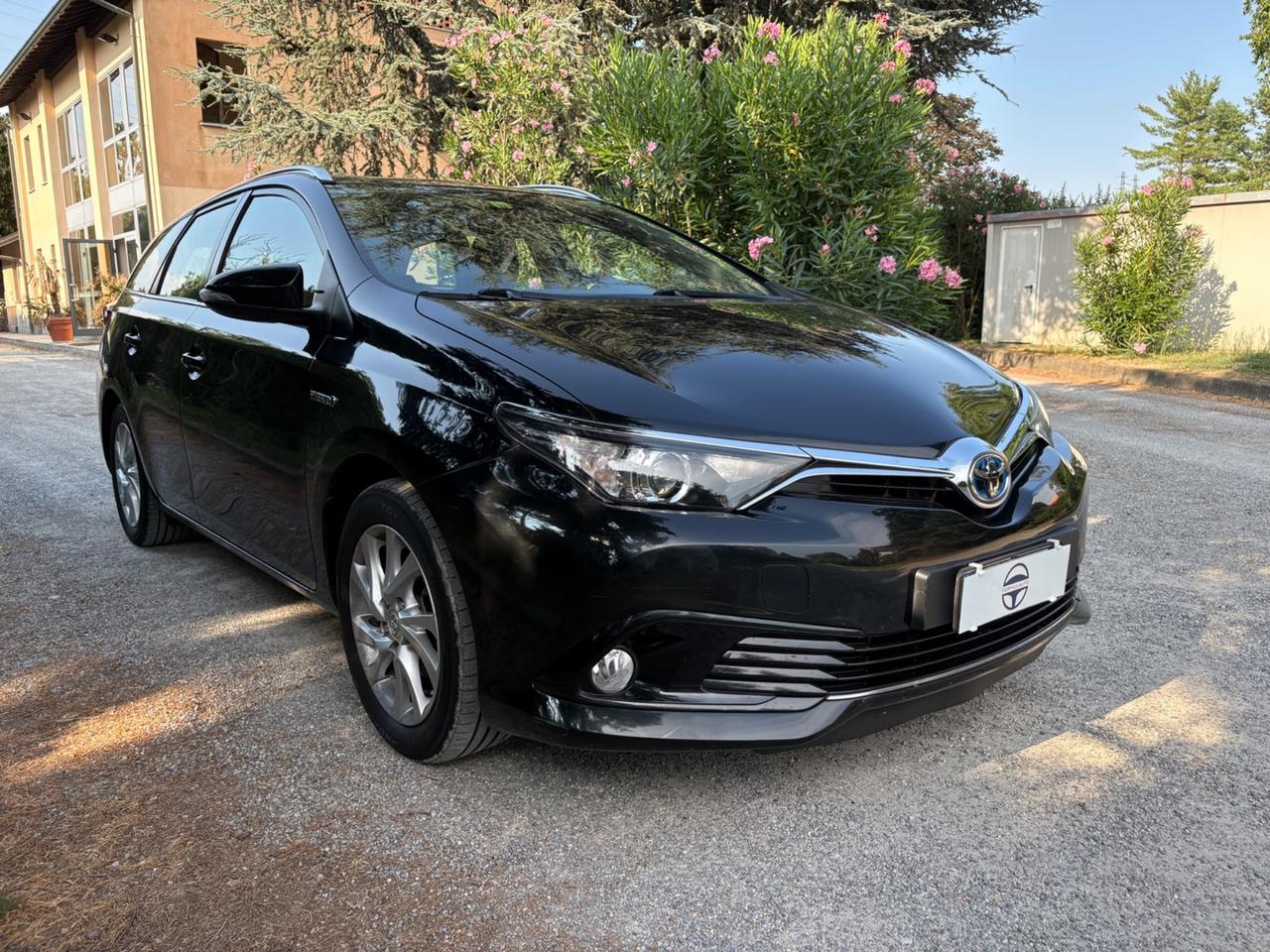 Toyota Auris Touring Sports 1.8h Business cvt EURO6