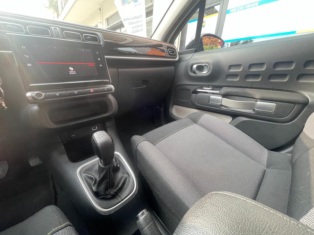 Citroen C3 1.2 puretech Shine s&s 83cv neopatentati my18