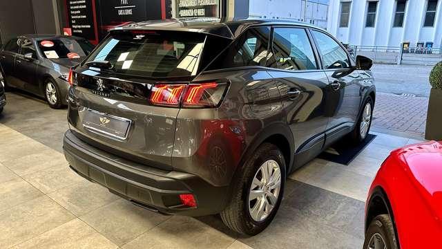 Peugeot 3008 1.5 BlueHDi 130CV S&S Eat8 Active Business