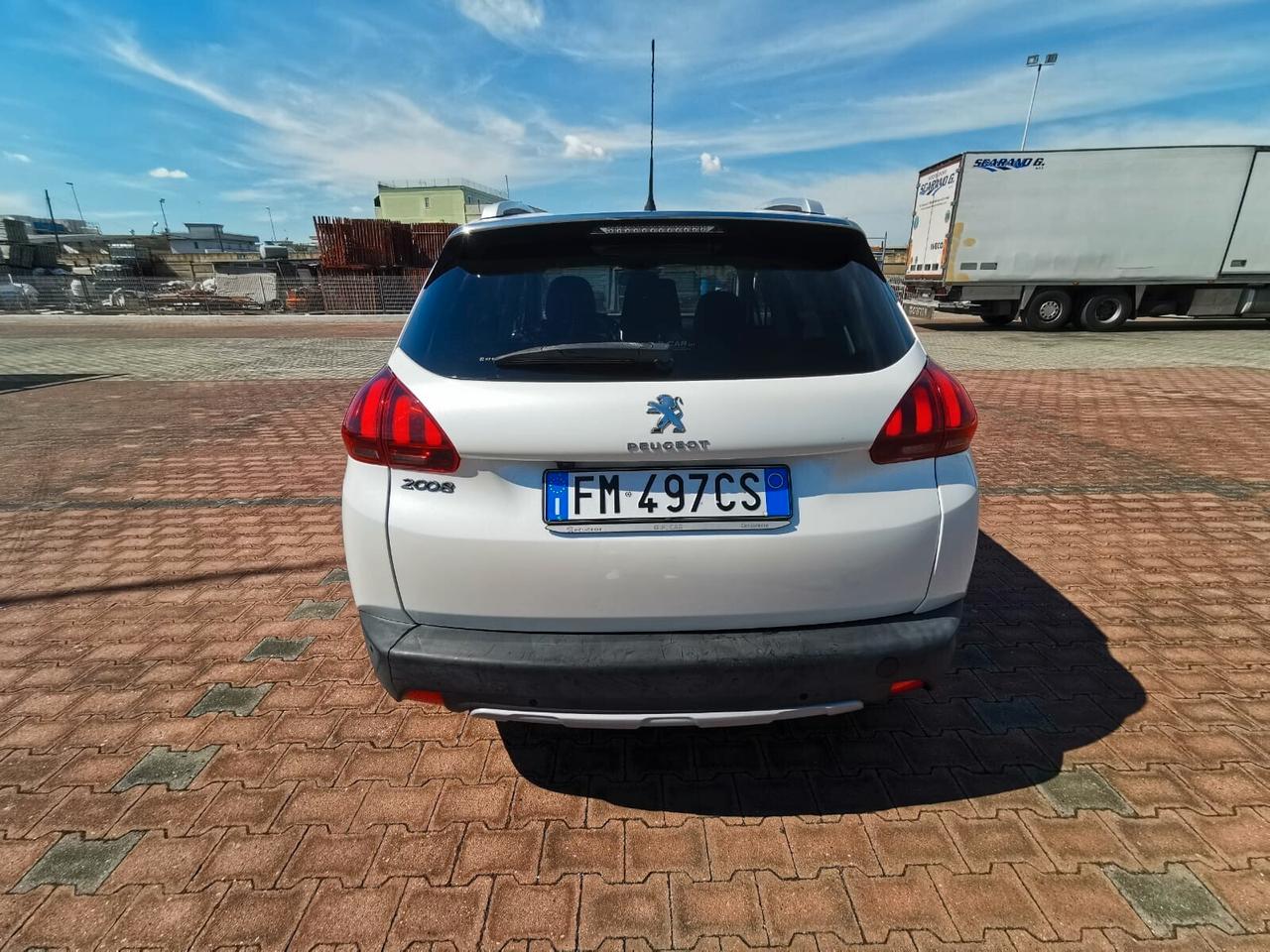 Peugeot 2008 BlueHDi 100 Allure 2017 NAV/RETROC.