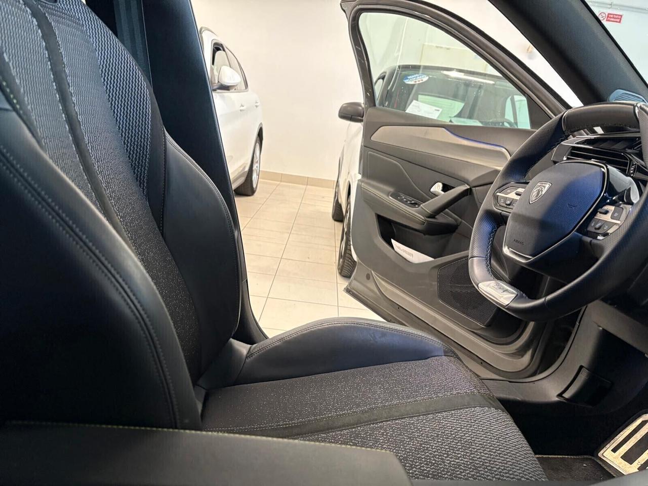 Peugeot 408 GT Hybrid 145 e-DCS6 SPOTICAR