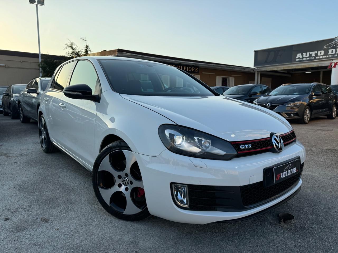 Volkswagen Golf GTI 2.0 TSI DSG IMPECCABILE