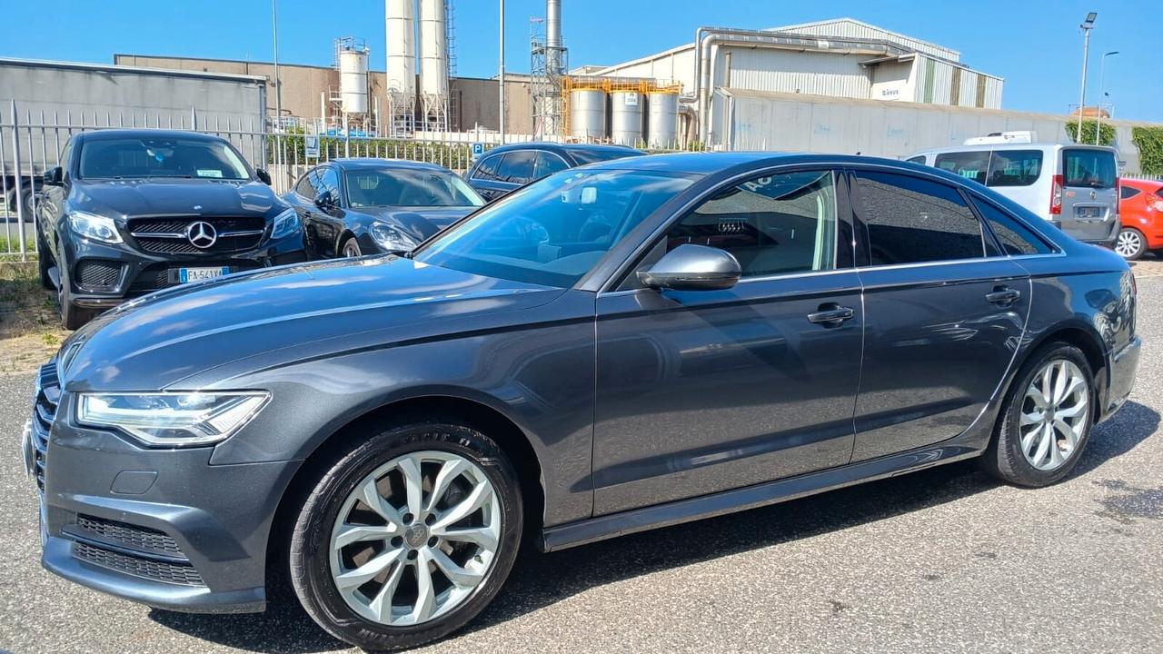 Audi A6 Avant 3.0 TDI quattro S tronic Business Plus