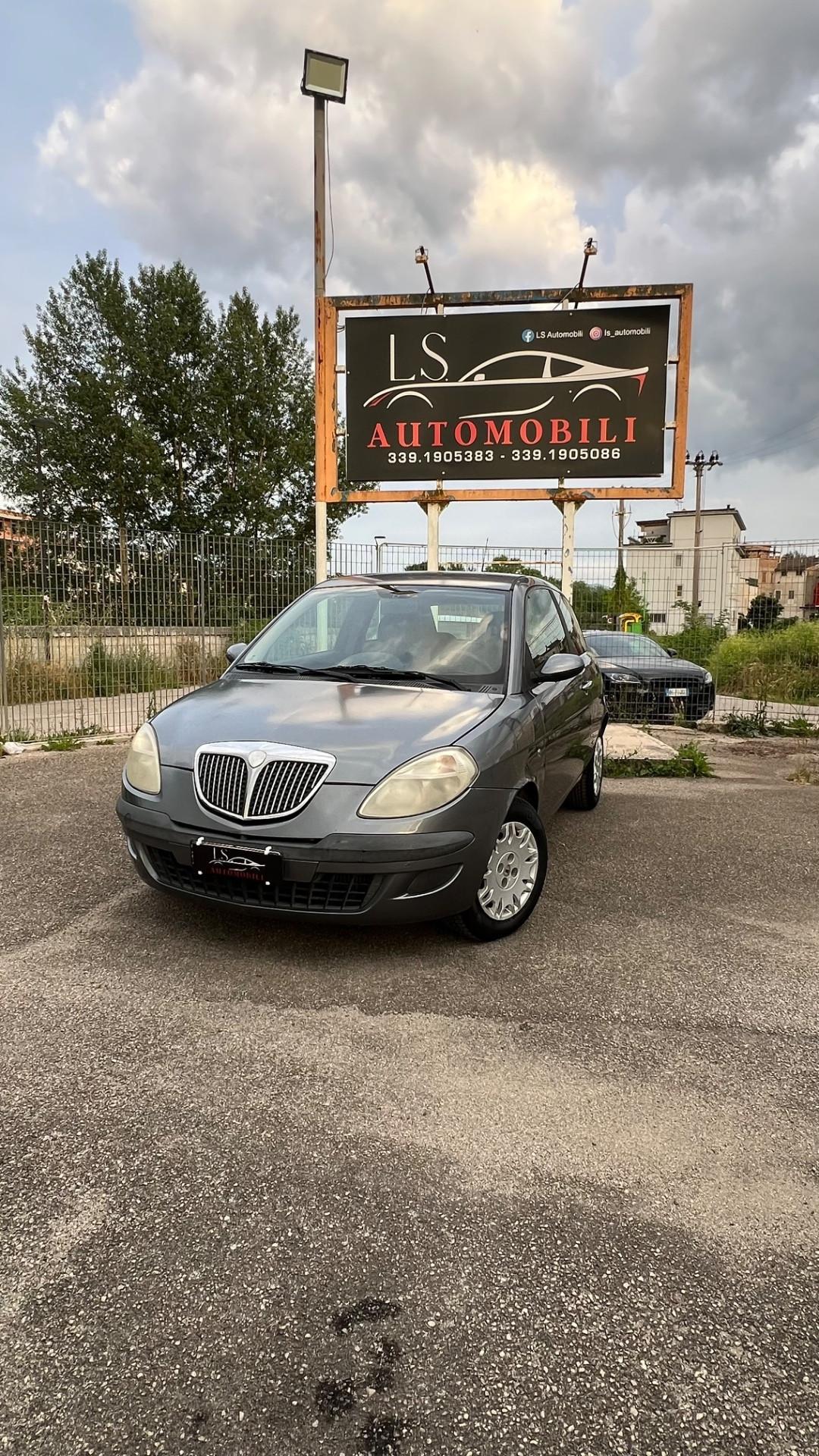Lancia Ypsilon 1.3 Multijet 16V Platino