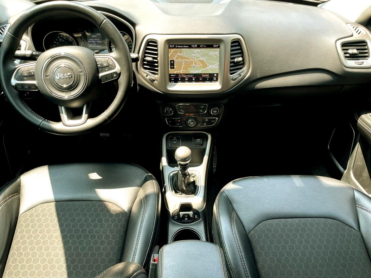 JEEP COMPASS 1.4i(benz)-54000km-Pelle,Nav-2019