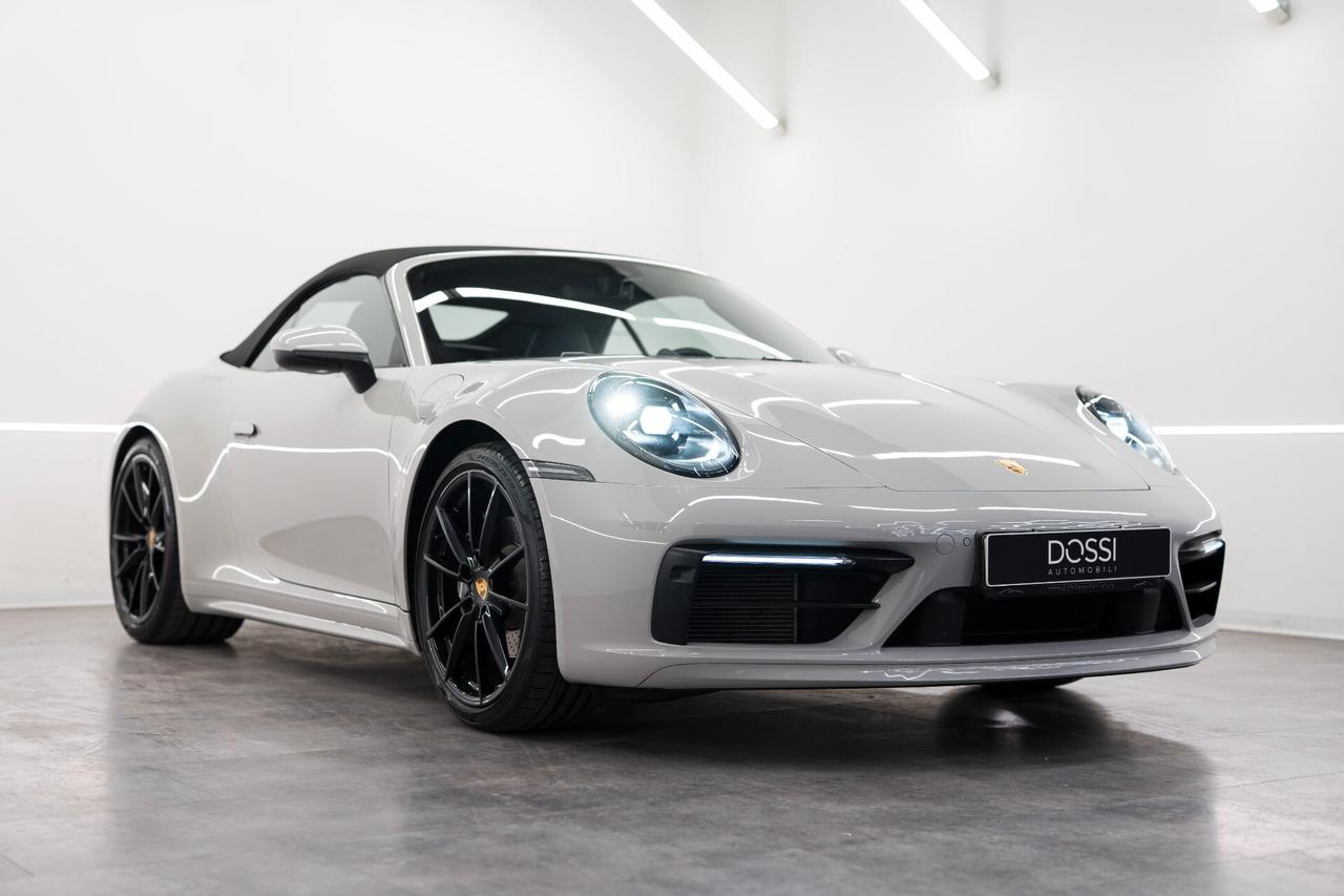 Porsche 911 Carrera Cabriolet GESSO