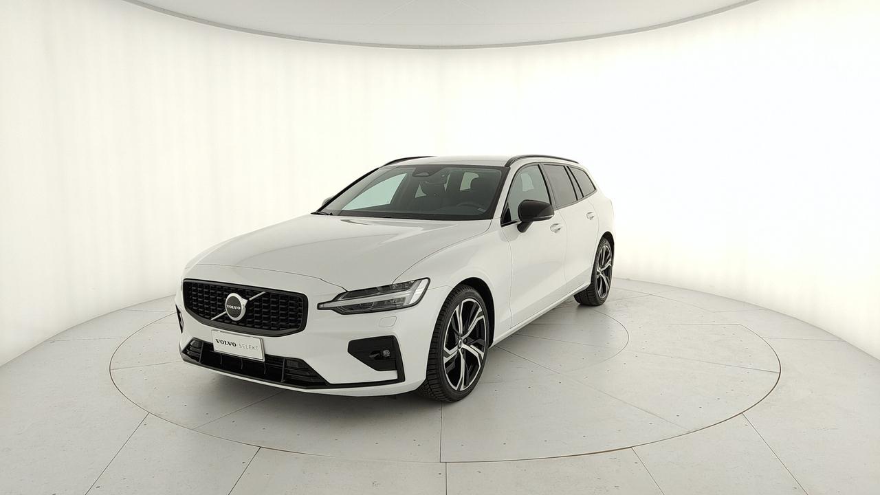 VOLVO N.V60 Plus Dark B4 AUT