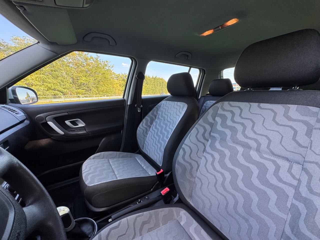 Skoda Fabia 1.2 6V 60CV 5p.