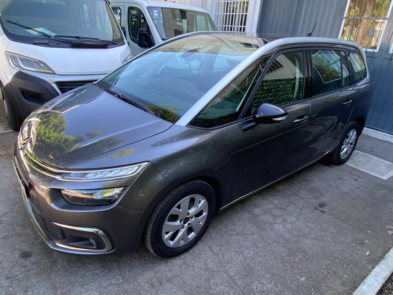 Grand C4 SpaceTourer BlueHDi 130 S&S Feel