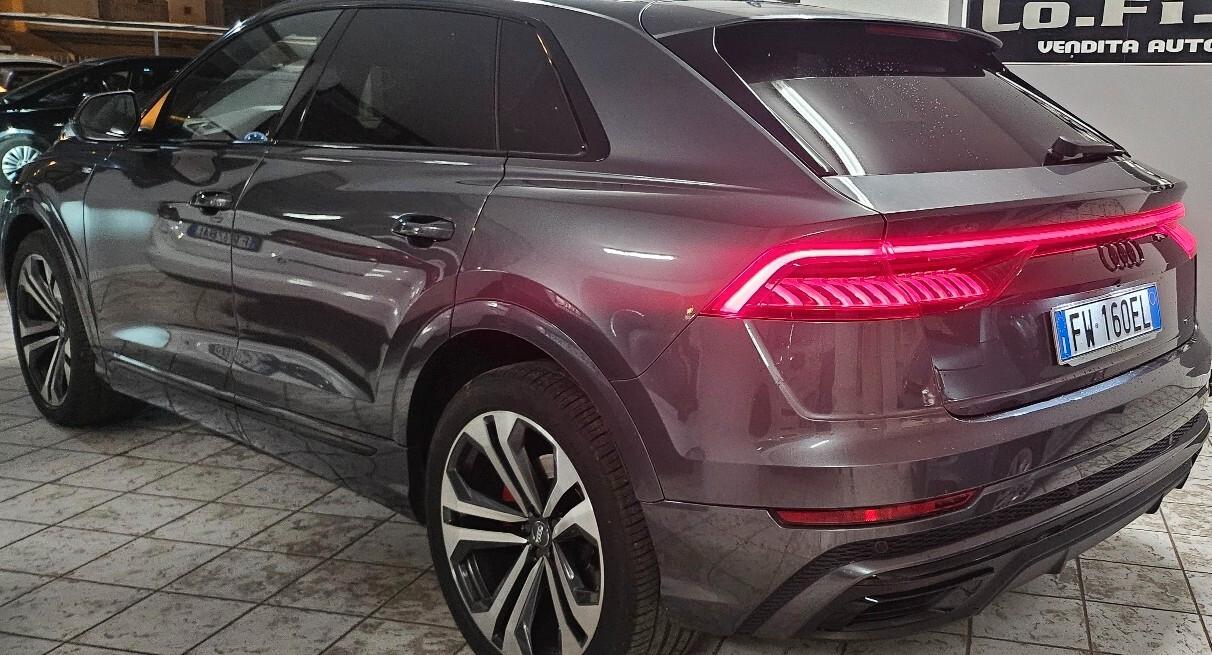 Audi Q8 50 TDI 286 CV quattro tiptronic Sport