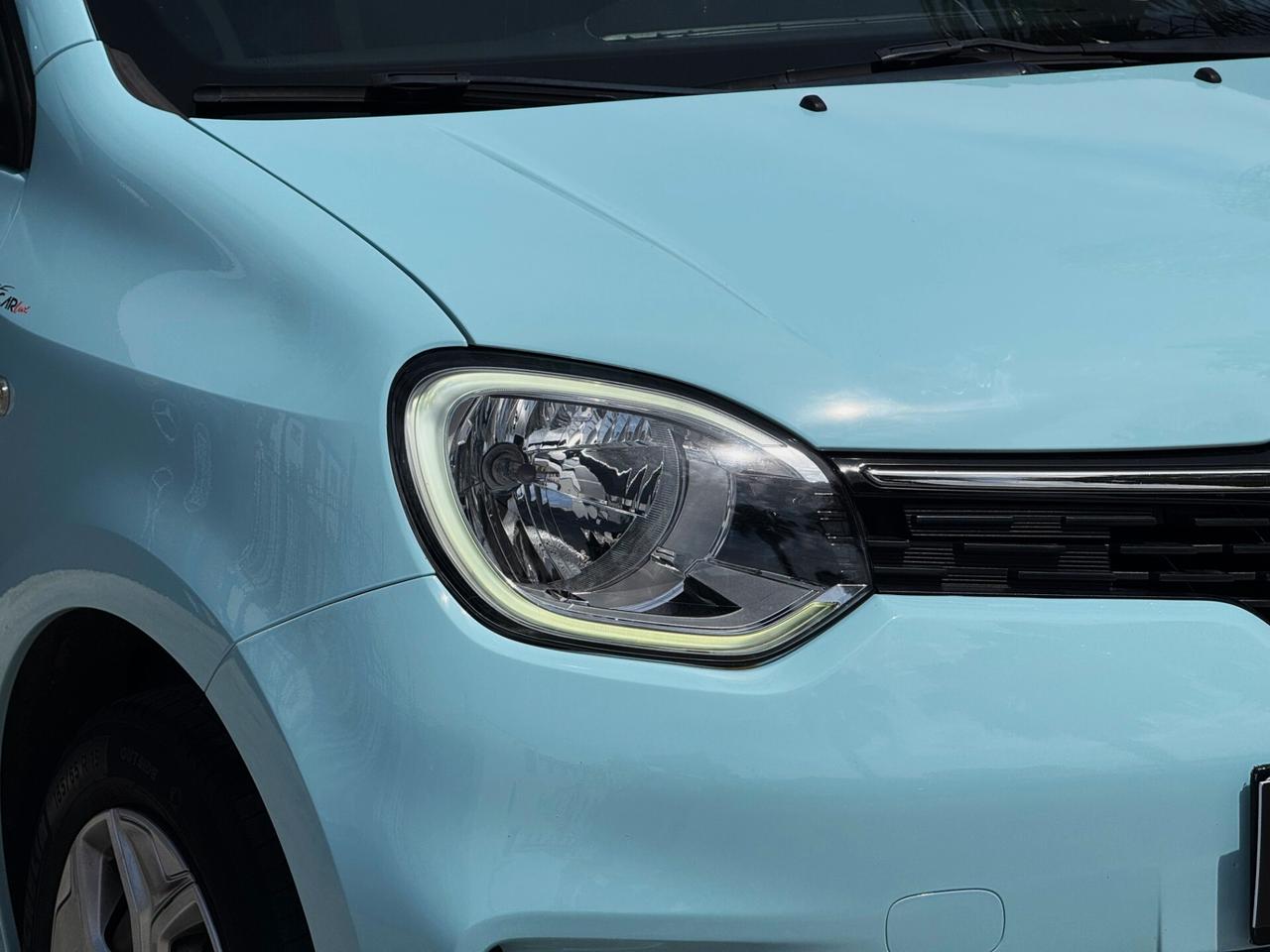 Renault Twingo 1.0 sCe Duel 65CV LED IVA ESP