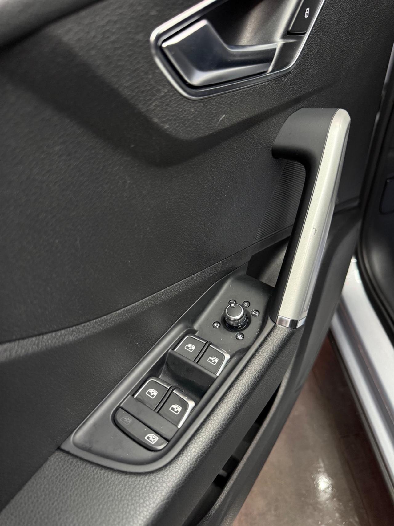 Audi Q2 1.6 TDI 116 CV S line 2017