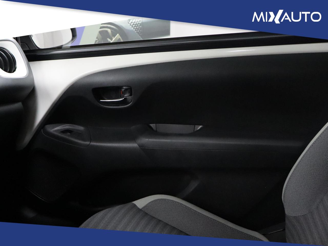 Toyota Aygo 1.0 3 Porte x-Cool 72CV