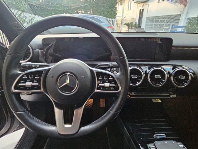 MERCEDES-BENZ A 180 d Automatic Sport tua da ?239,00 mensili