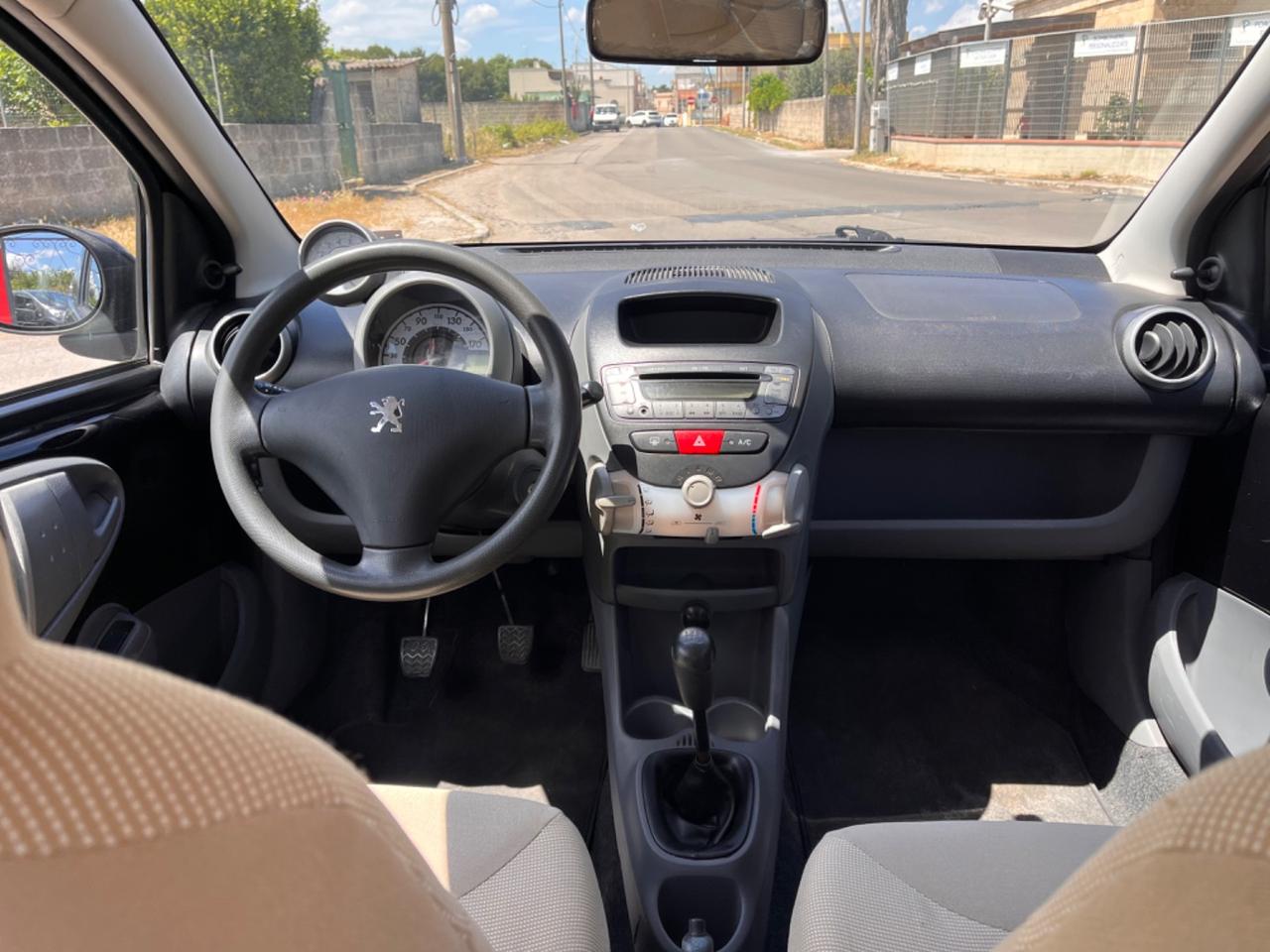 Peugeot 107 1.0 68CV 5p. Desir